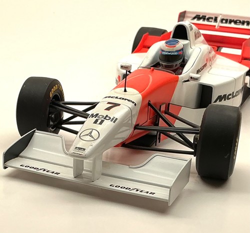 Minichamps mclaren 4 11 - f1,